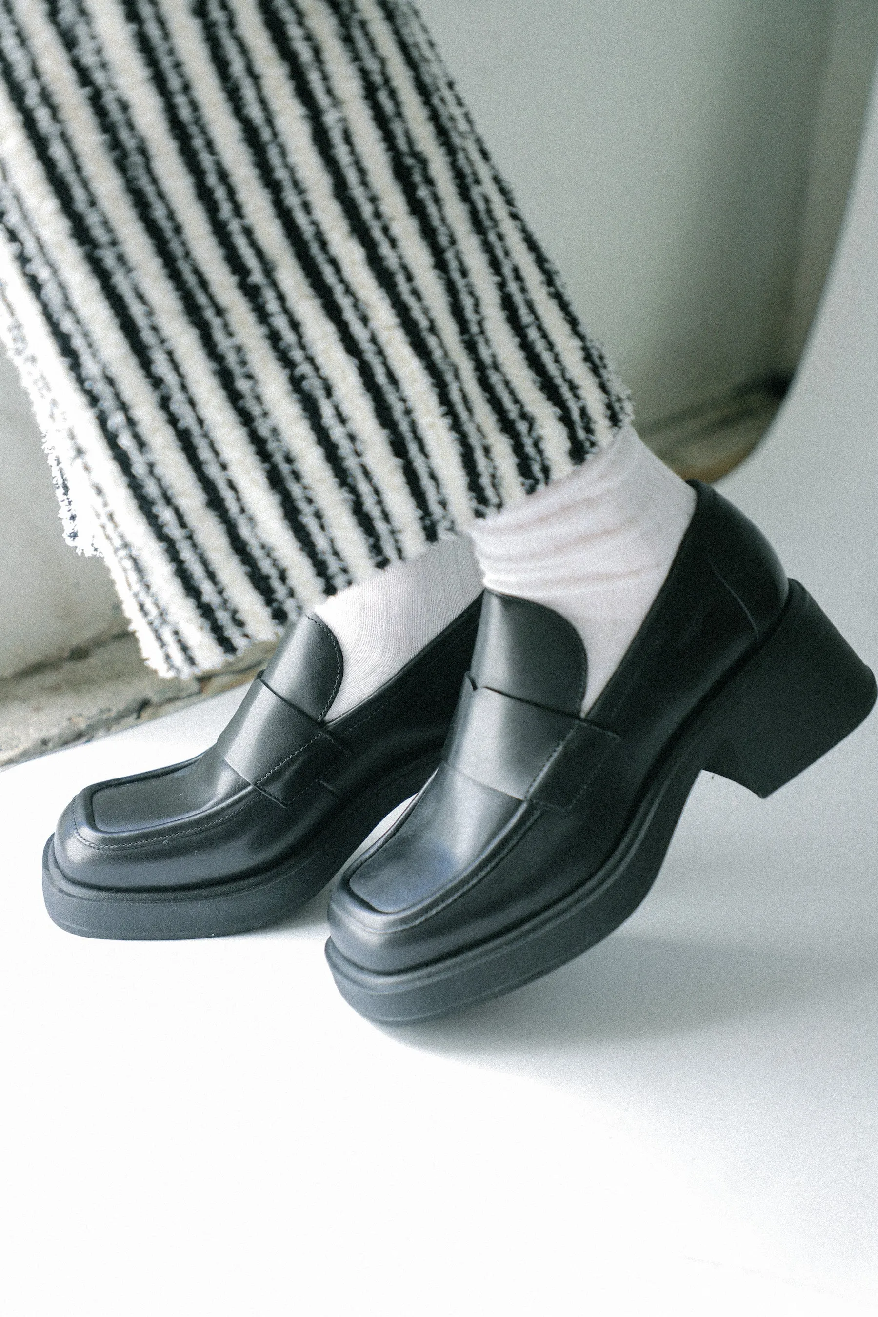 Black Dorah Loafer