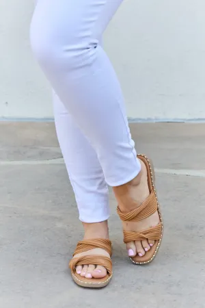 Double Strap Twist Sandals