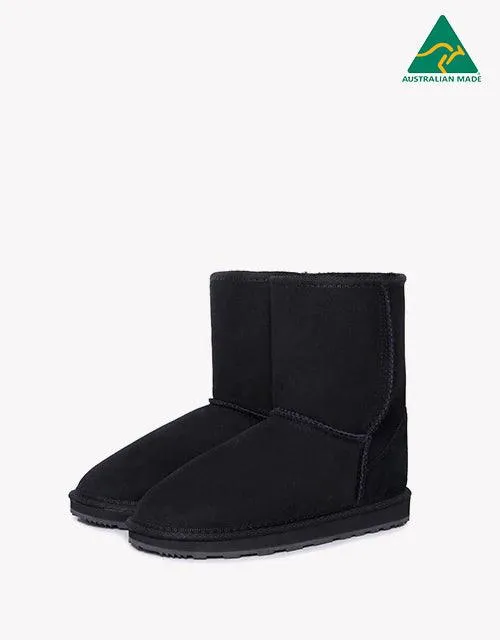 URBAN UGG® Classic Short II